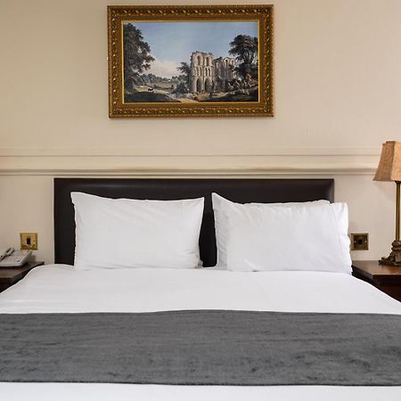 Antelope By Greene King Inns Poole Exterior foto